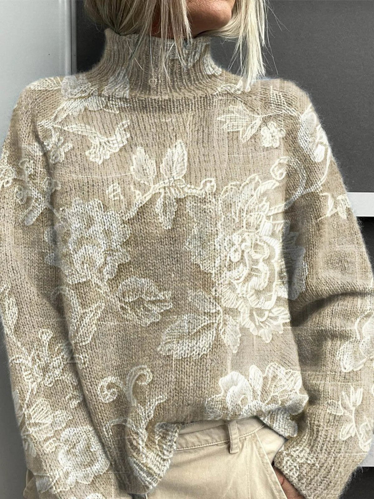 Lydia | Nadčasový vintage květinový rolák