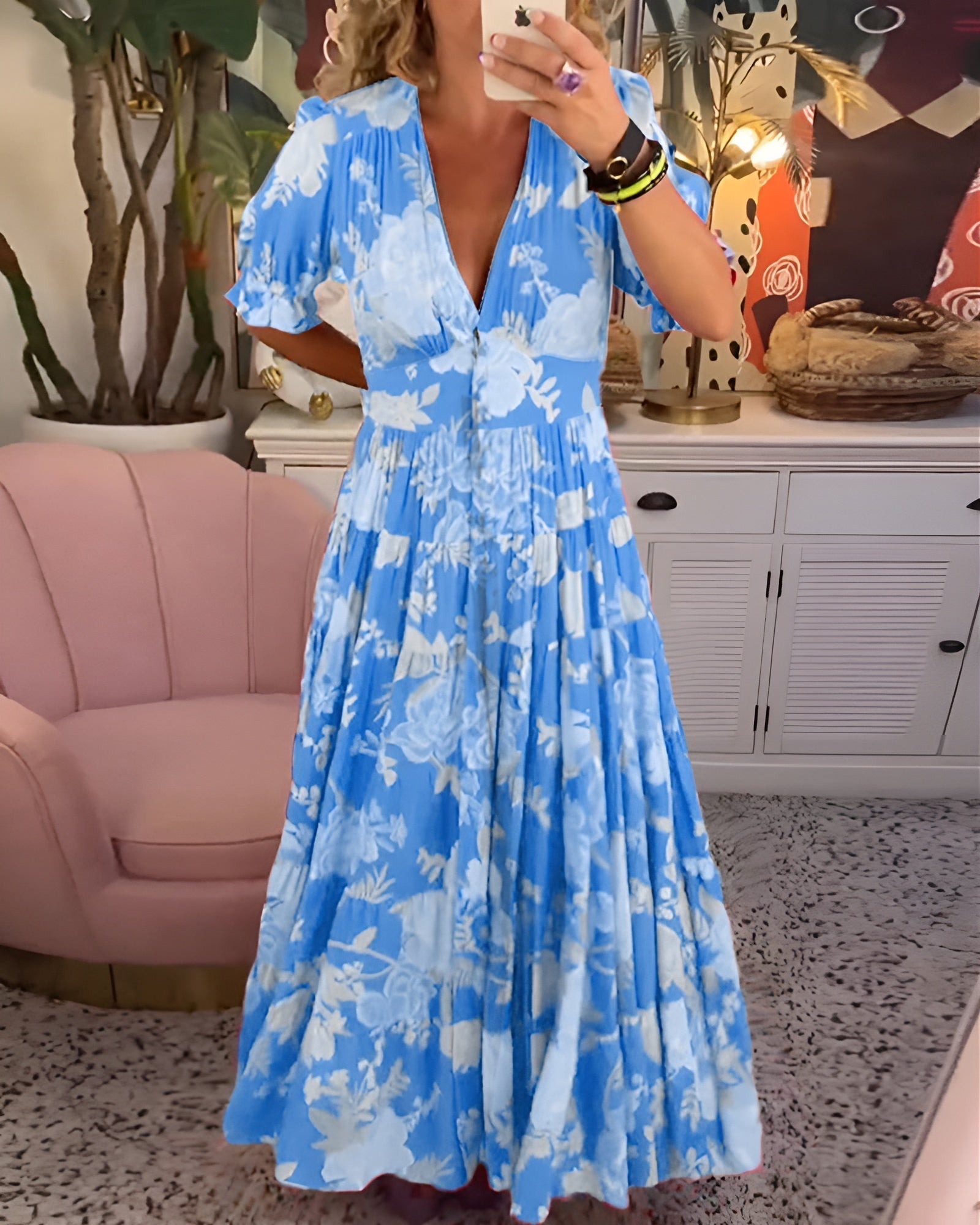 Janet | Elegantní šaty s květinovým potiskem a výstřihem do V