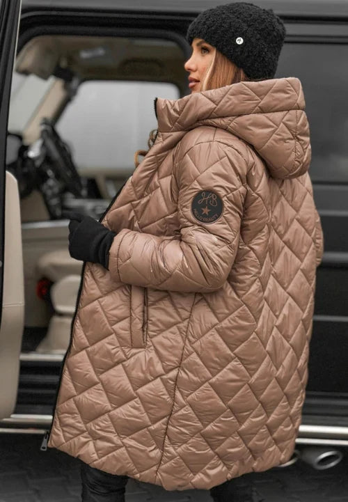 Linda | Elegantní prošívaná péřová bunda s kapucí